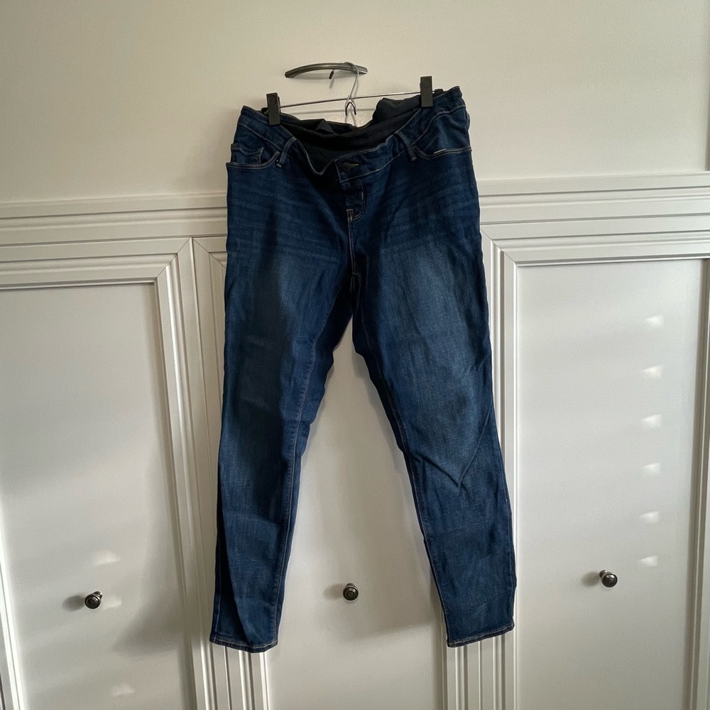 Old Navy Maternity rockstar Superskinny Jeans